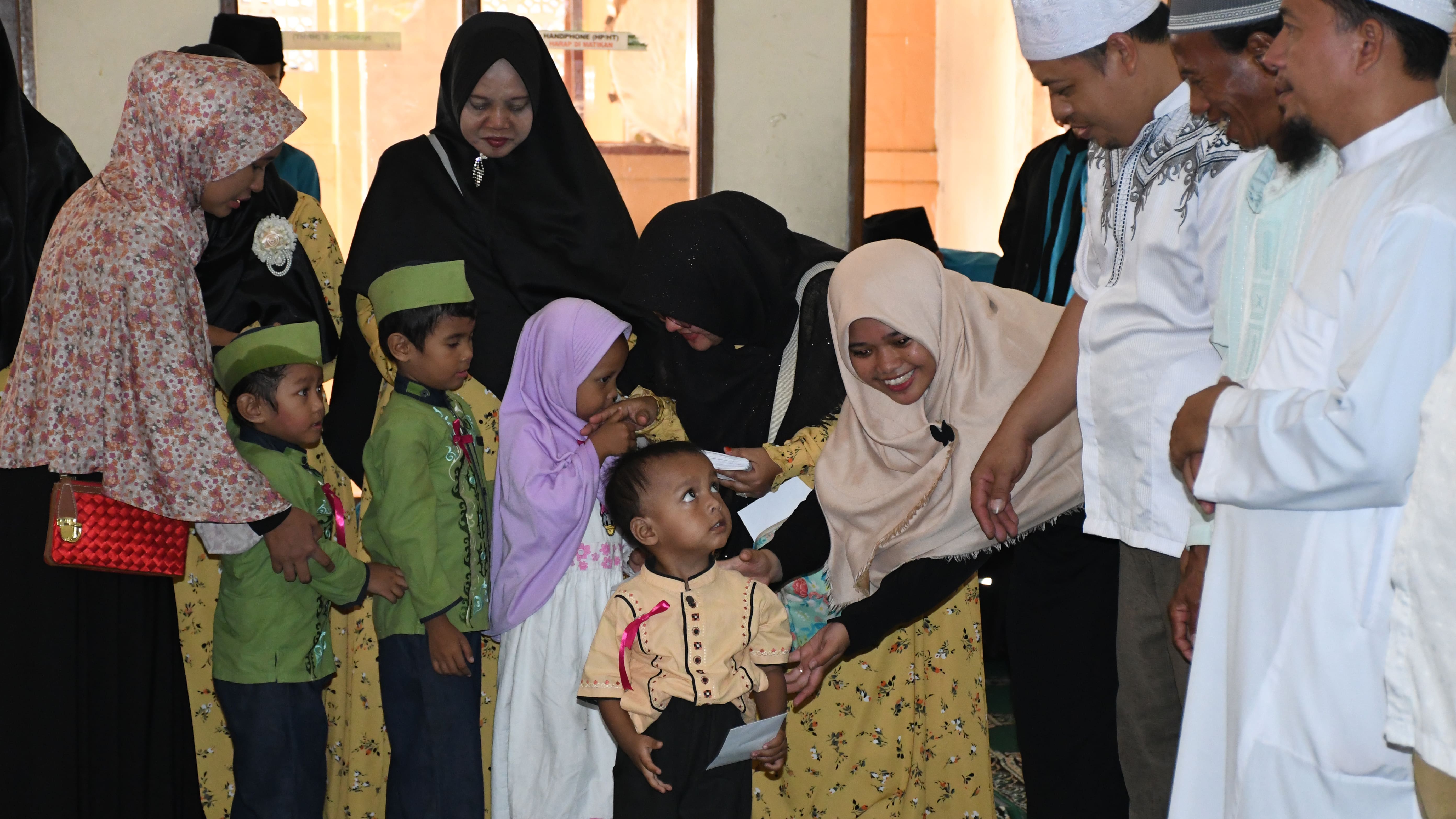 Santunan Yatim di SDIT Assalamah Depok